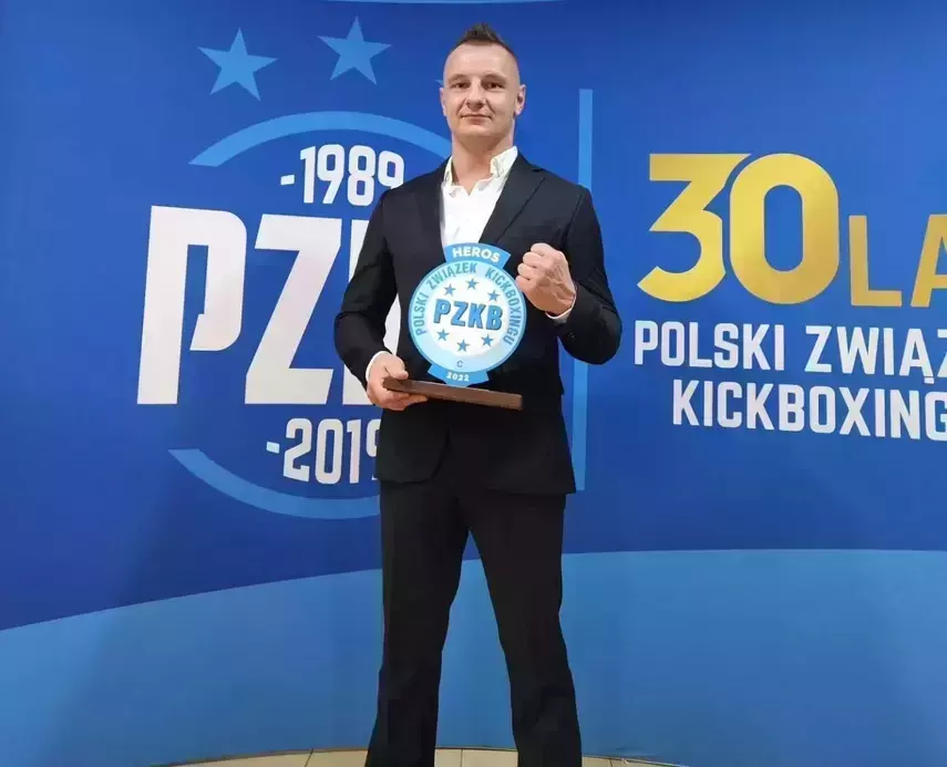 Jednym słowem: Heros