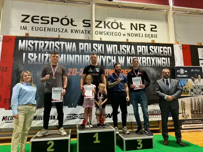 Sukcesy mundurowych w kickboxingu